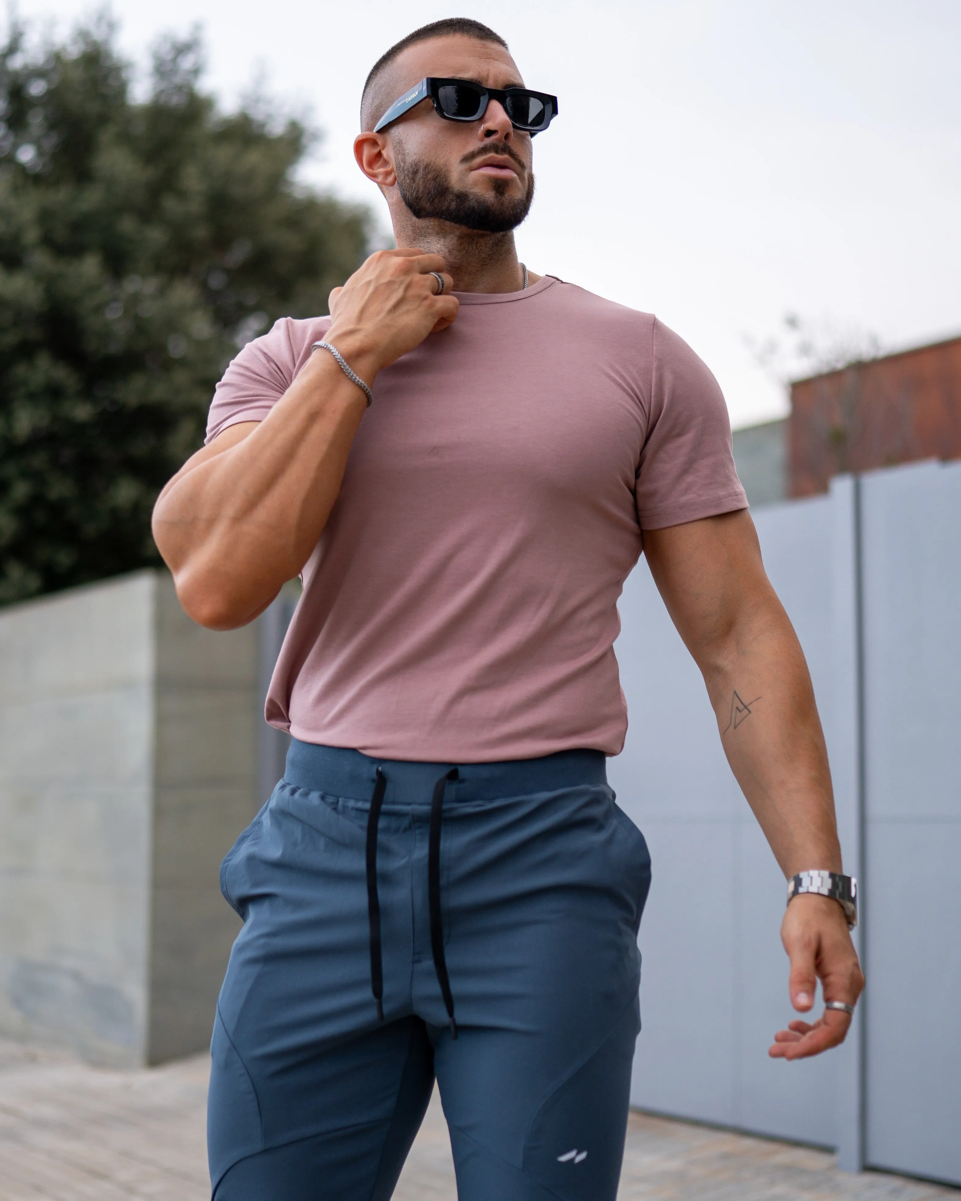 All Day Elite Curve-Hem Tee Short Sleeve New Color