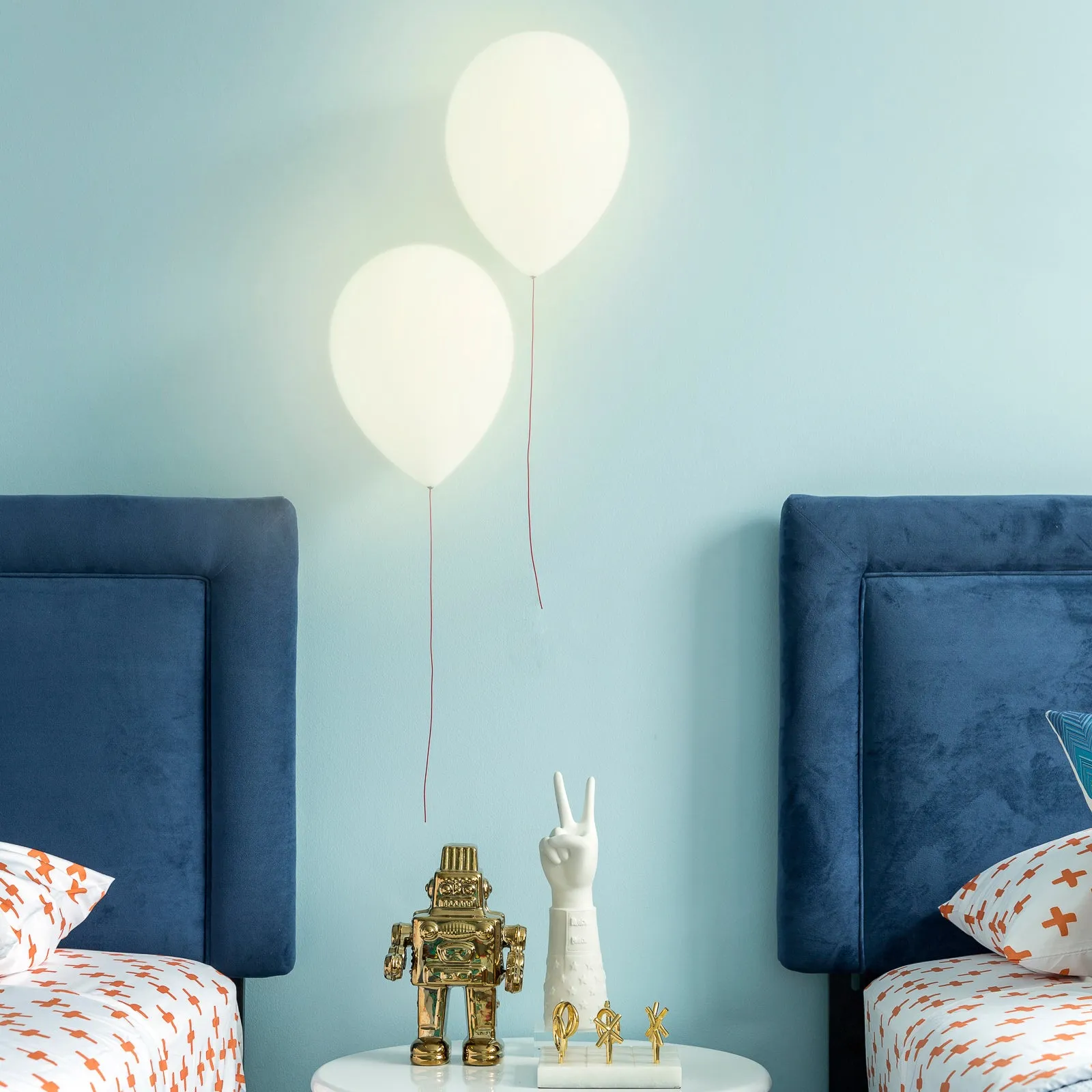 Balloon Wall Light