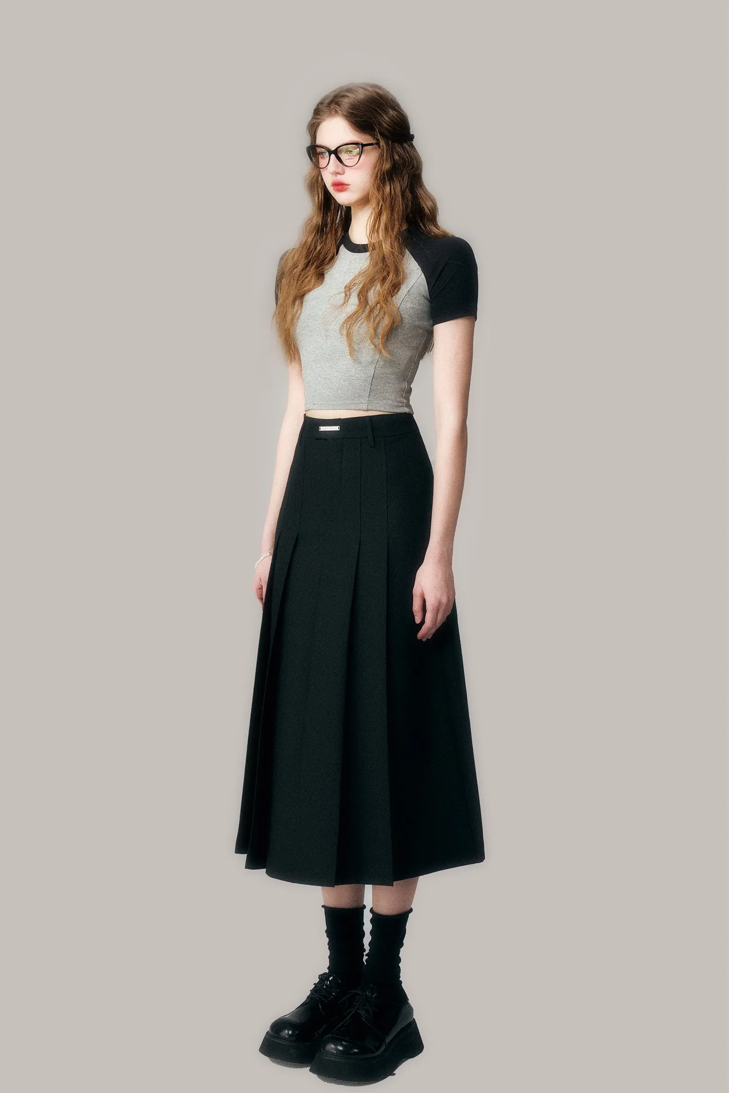 Black Pleated Long Skirt