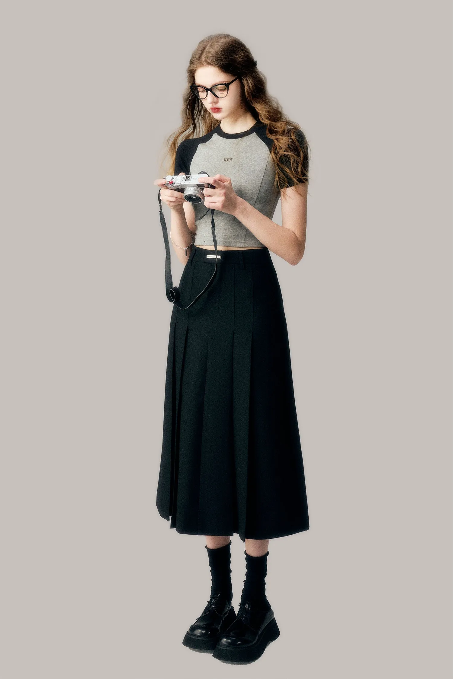 Black Pleated Long Skirt