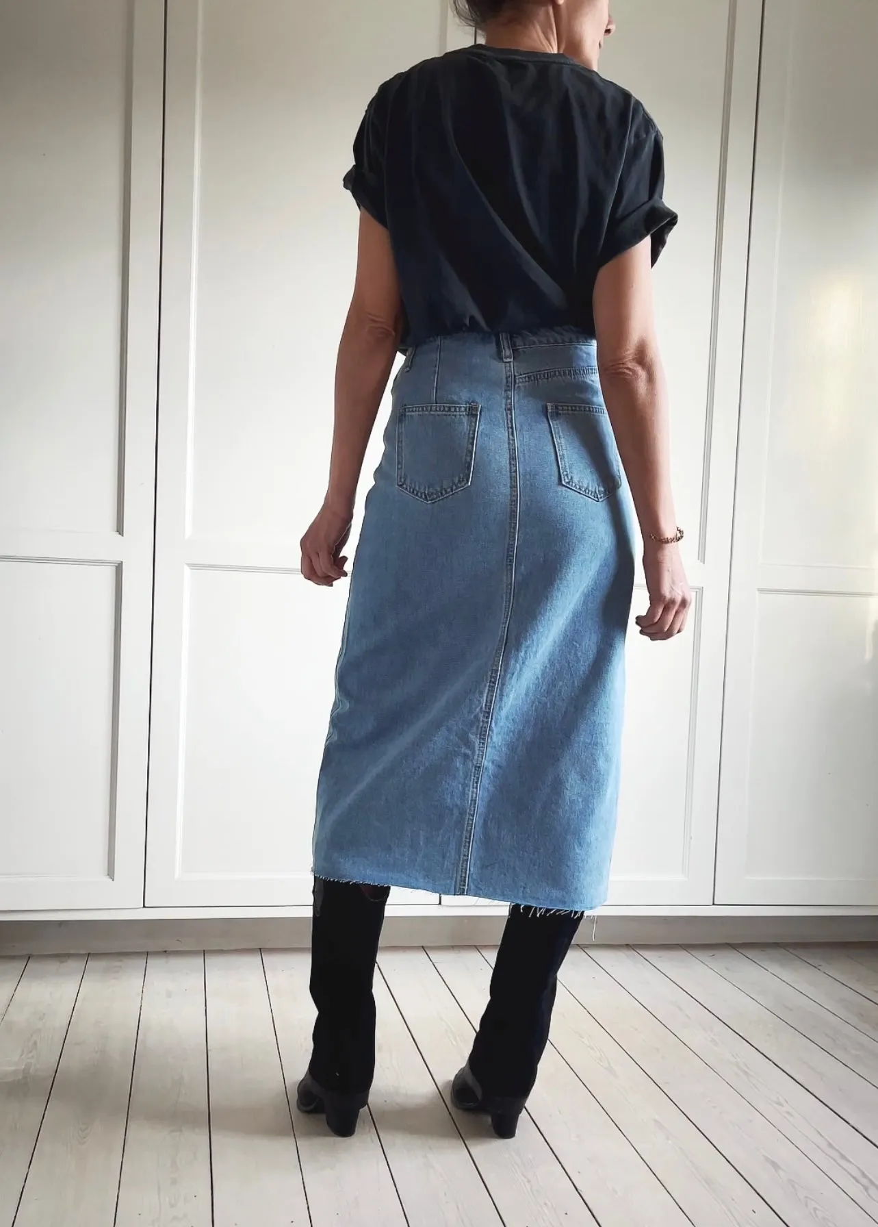 DENIM SKIRT - LIGHT BLUE