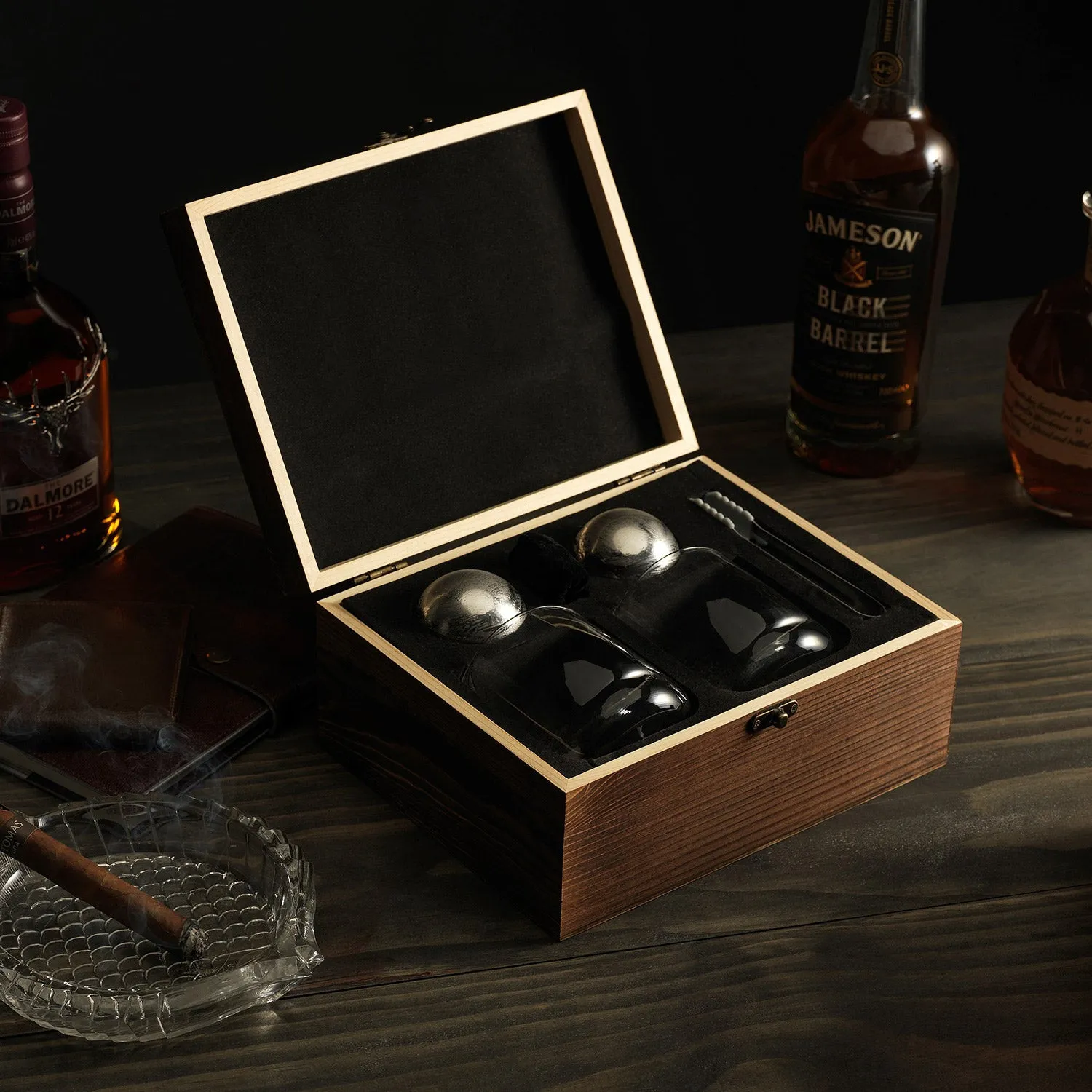 Extra Large Chilling Stone And Whiskey Glasses Gift Set