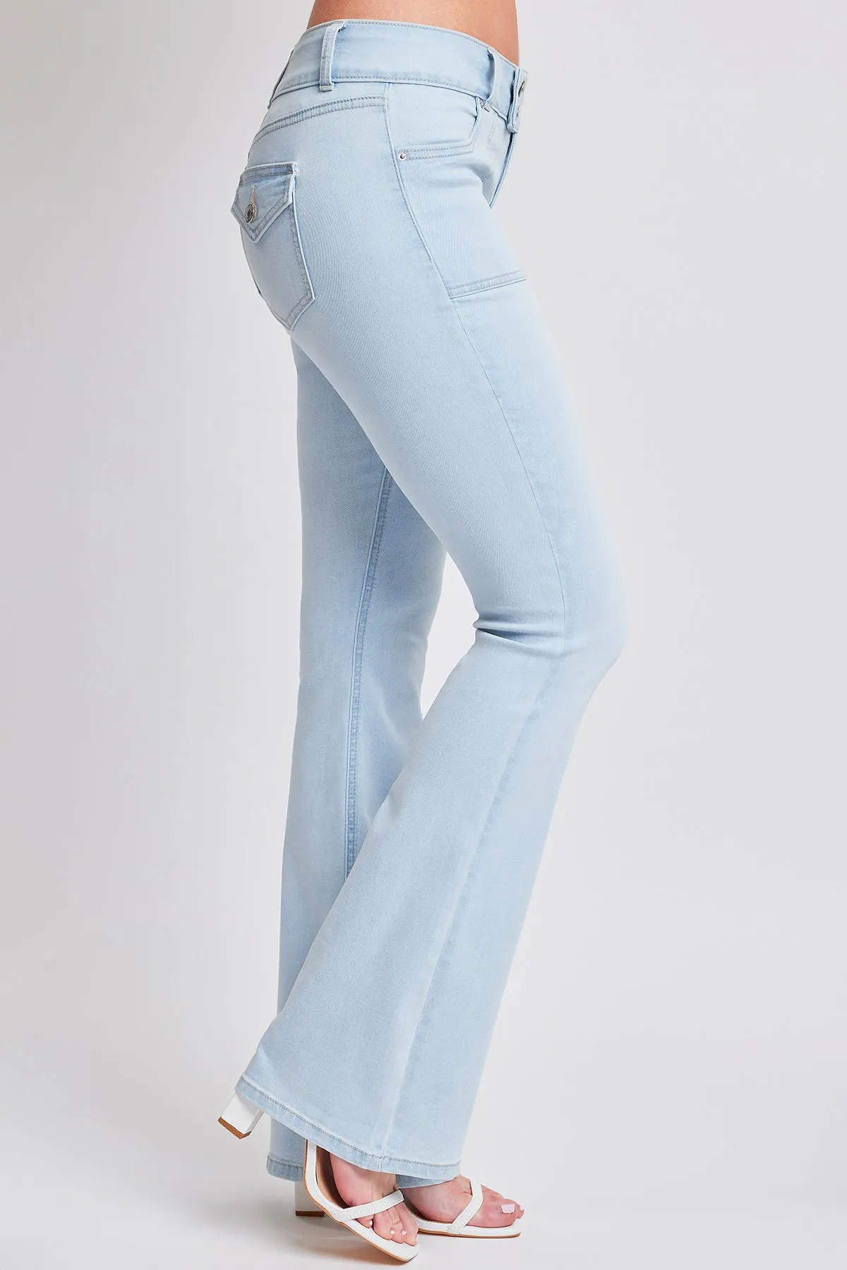 Women's Flare Featuring Flap Back Pocket Jeans