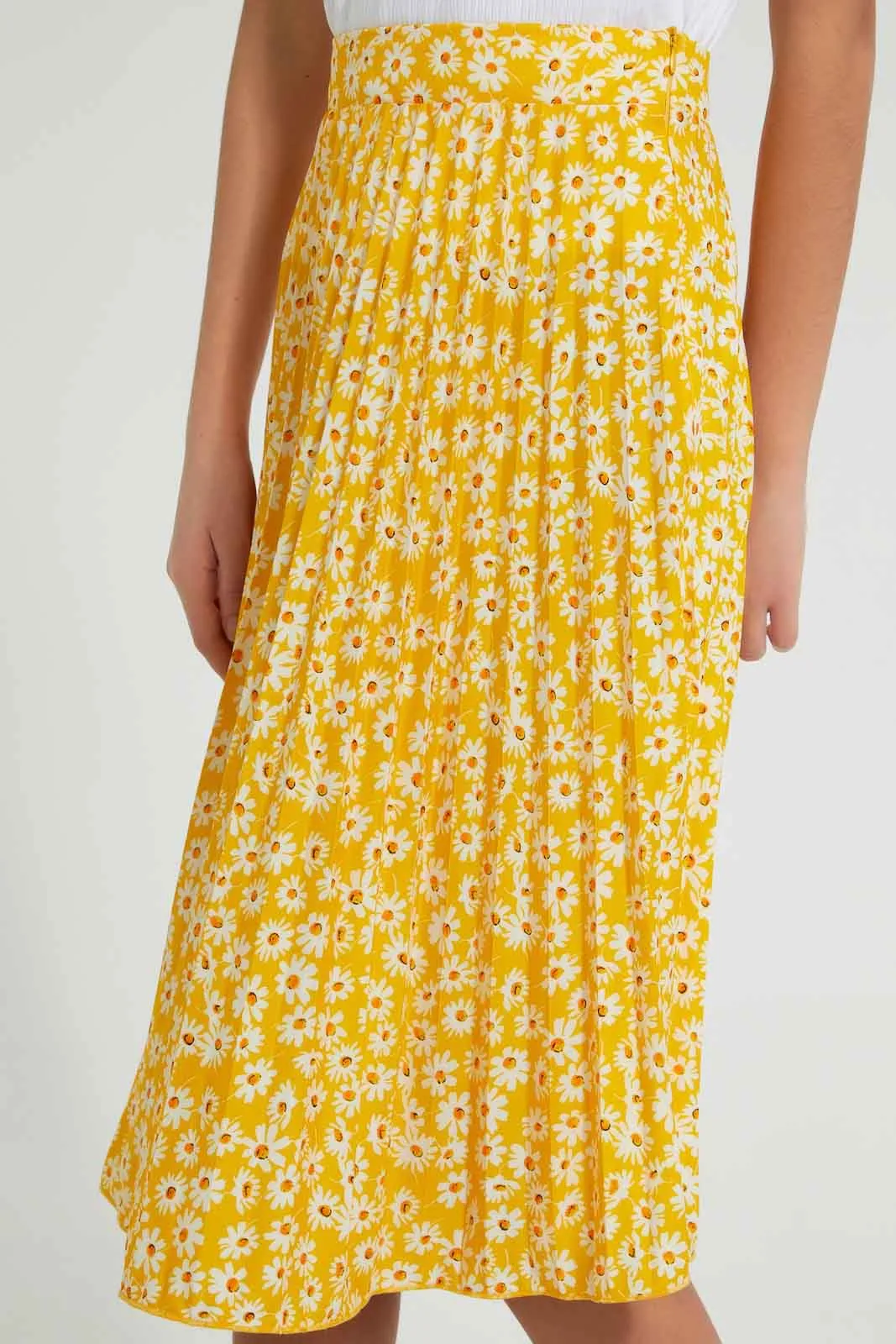 Yellow Floral Pleated Skirt